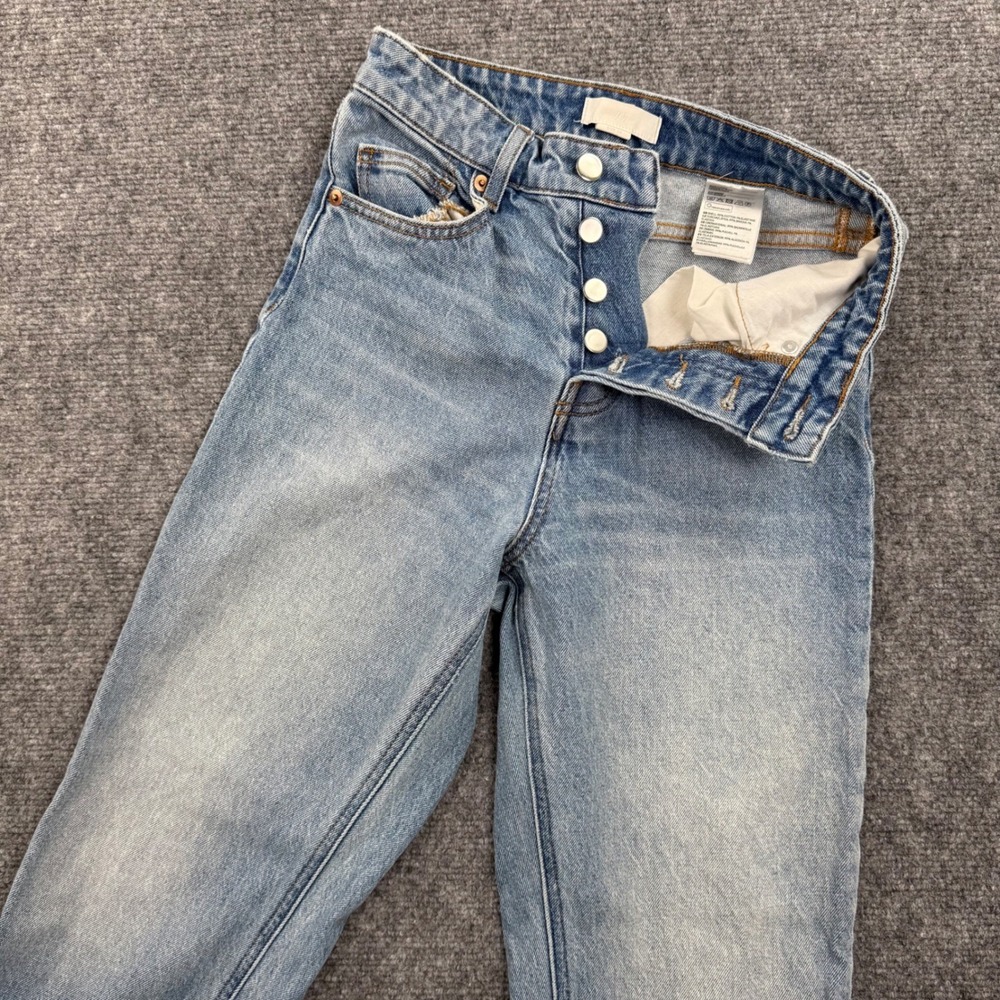 H M Womens Light Wash Button Fly Straight Leg Jeans Size US 2 EUR 34
